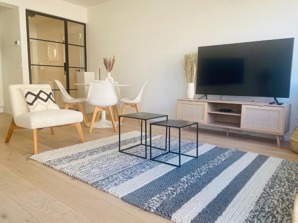 Chez Coceau - Luxery With Sea View Apartmán